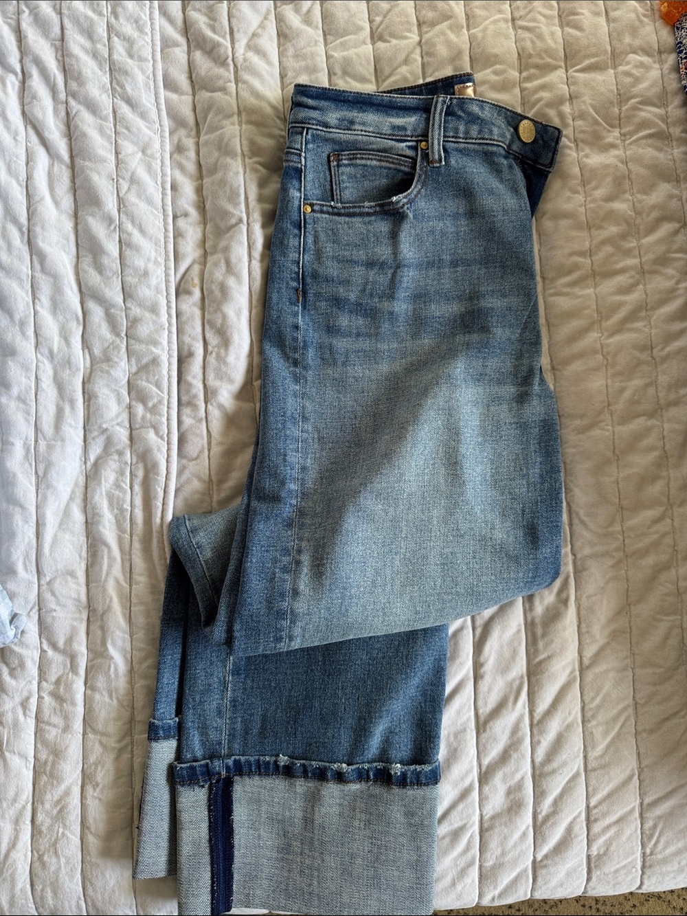 Kut from the Kloth Light Blue Straight Jeans